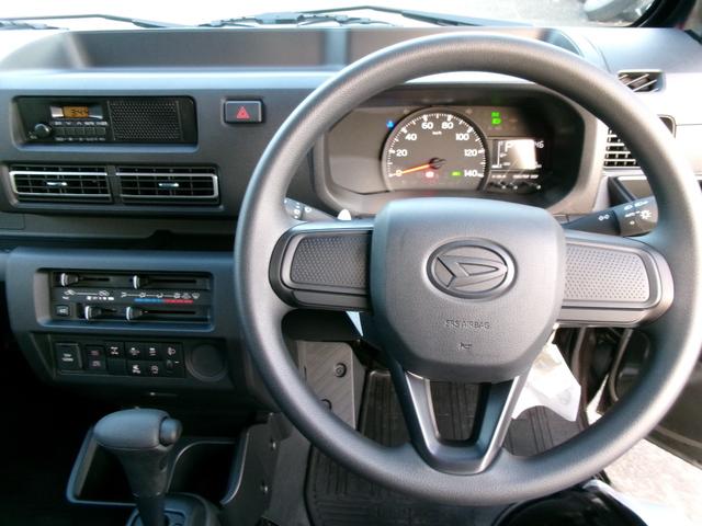 ハイゼットトラック スタンダード 農用スペシャル スマートアシスト パートタイム4WD CVT オートライト ハイビームアシスト 荷台ライト ラジオ エアコン パワーステアリング 運転席エアバッグ 助手席エアバッグ デフロック 4枚リーフスプリング(2枚目)