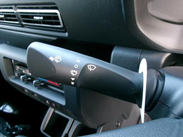 ハイゼットトラック スタンダード 農用スペシャル スマートアシスト パートタイム4WD CVT オートライト ハイビームアシスト 荷台ライト ラジオ エアコン パワーステアリング 運転席エアバッグ 助手席エアバッグ デフロック 4枚リーフスプリング(13枚目)