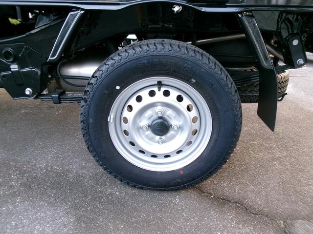 ハイゼットトラック スタンダード 農用スペシャル スマートアシスト パートタイム4WD CVT オートライト ハイビームアシスト 荷台ライト ラジオ エアコン パワーステアリング 運転席エアバッグ 助手席エアバッグ デフロック 4枚リーフスプリング(29枚目)