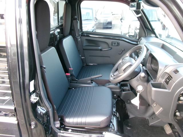ハイゼットトラック スタンダード 農用スペシャル スマートアシスト パートタイム4WD CVT オートライト ハイビームアシスト 荷台ライト ラジオ エアコン パワーステアリング 運転席エアバッグ 助手席エアバッグ デフロック 4枚リーフスプリング(39枚目)