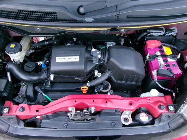 Ｎ－ＢＯＸカスタム ２トーンカラースタイル　Ｇ・Ｌパッケージ　ワンオーナー　両側スライド　片側パワースライドドア　社外ナビ　ワンセグテレビ　ＣＤ　ＳＤ　オートライト　フォグランプ　アイドリングストップ　電動格納ミラー　ベンチシート　盗難防止システム（29枚目）