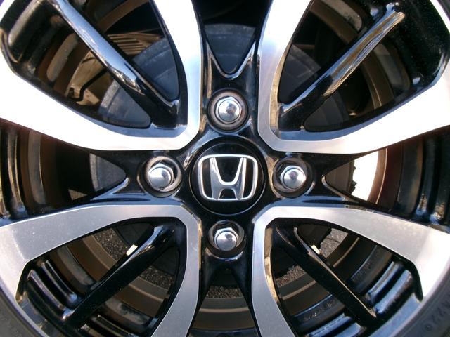 Ｎ－ＢＯＸカスタム Ｌ　ホンダセンシング　前後ドライブレコーダー　純正ナビ　テレビ　ＣＤ　ＤＶＤ　ＵＳＢ　Ｂｌｕｅｔｏｏｔｈ　バックモニター　ＥＴＣ　電動パーキング・ホールド付　両側パワースライドドア　前席シートヒーター（69枚目）