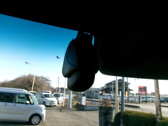 Ｎ－ＢＯＸカスタム Ｇ・Ｌホンダセンシング　ホンダセンシング　前後ドライブレコーダー　ナビ　フルセグテレビ　ＣＤ　ＤＶＤ　ＵＳＢ　Ｂｌｕｅｔｏｏｔｈ　ＥＴＣ　バックモニター　充電ソケット　ロールサンシェード　電動格納ミラー　前席シートヒーター（3枚目）