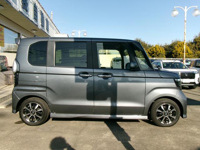 Ｎ－ＢＯＸカスタム Ｇ・Ｌホンダセンシング　ホンダセンシング　前後ドライブレコーダー　ナビ　フルセグテレビ　ＣＤ　ＤＶＤ　ＵＳＢ　Ｂｌｕｅｔｏｏｔｈ　ＥＴＣ　バックモニター　充電ソケット　ロールサンシェード　電動格納ミラー　前席シートヒーター（30枚目）