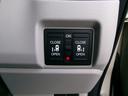 Ｎ－ＢＯＸ ファッションスタイル　ホンダセンシング　ナビ装着用スペシャルパッケージ　２トーン　両側パワースライドドア　ロールサンシェード　シートバックテーブル　左右独立リアセンターアームレスト　前席シートヒーター　プッシュスタート（7枚目）