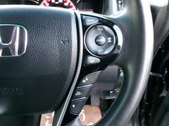 �����ץƥ��֥��롼������ȥ����롣��Լ֤Ȥμִֵ�Υ��¬�ꤷ�ơ����ꤷ���ִֵ�Υ���ݤĤ褦��Ŭ�ڤʲø�®��Ԥ�����ž�Ԥ����������֥졼�����������ɽ��ޤ�����®���Խ����褦�ٱ礹�륷���ƥ�Ǥ��� 4