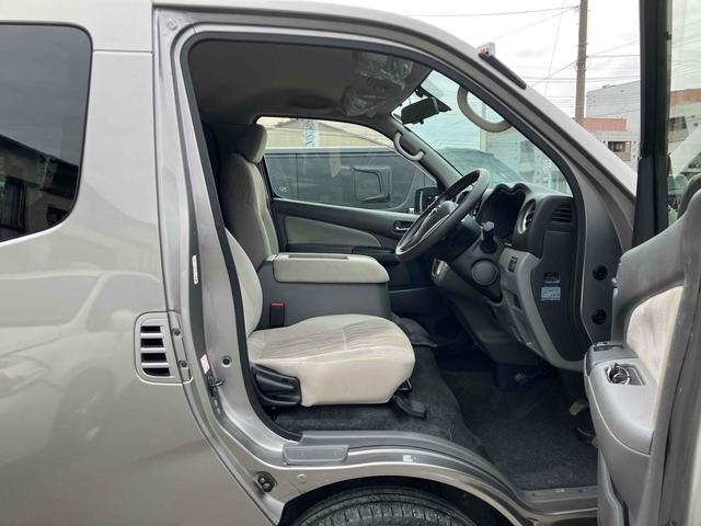 NV350キャラバンワゴン ドライブレコーダー ETC ナビ TV 電動スライドドア オートライト スマートキー 電動格納ミラー AT CD USB ミュージックプレイヤー接続可 Bluetooth エアコン パワーステアリング(27枚目)