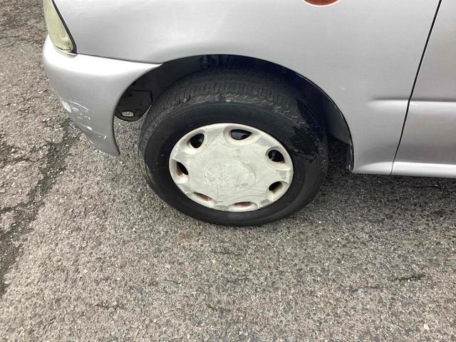 ヴィヴィオ ｅｍ　マニュアル車　パワーウィンドウ　平成６年式（22枚目）