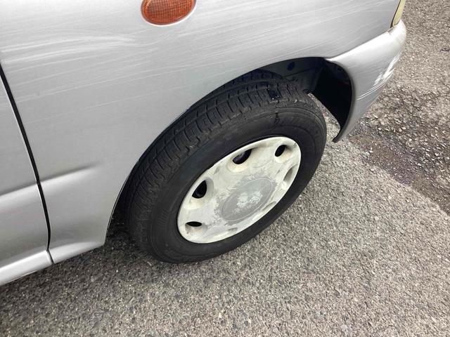ヴィヴィオ ｅｍ　マニュアル車　パワーウィンドウ　平成６年式（32枚目）