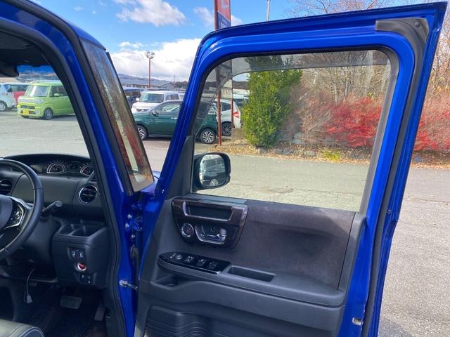 Ｎ－ＢＯＸカスタム Ｇ・ＥＸターボホンダセンシング　ナビＴＶ　バックカメラ　Ｂｌｕｅｔｏｏｔｈ　ＥＴＣ　ホンダセンシング　両側パワースライド　ハーフレザーシート（11枚目）