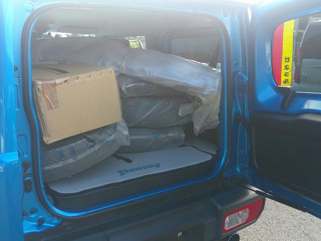 ジムニー ＸＬ　４ＷＤ　オートマ　ナビＴＶ　バックカメラ　社外マフラー　グリル　１オーナー（8枚目）