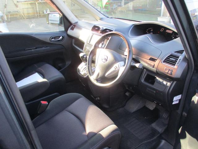 セレナ ハイウェイスター(4枚目)