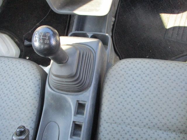 キャリイトラック ＫＣエアコン・パワステ　４ＷＤ（6枚目）