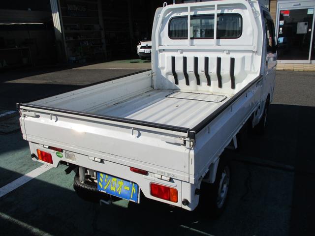 キャリイトラック KCエアコン・パワステ 4WD(8枚目)