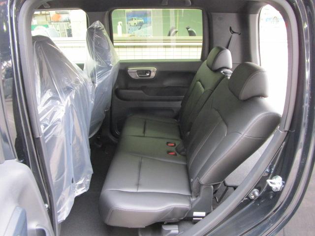 後席シートアレンジ