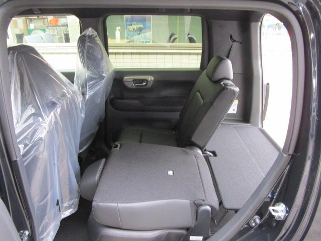 後席シートアレンジ