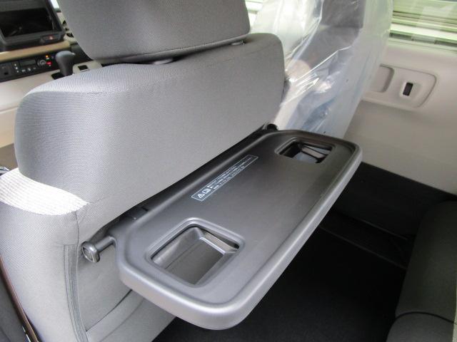 N-BOX ベースグレード 4WD メーカーオプション右(両側)電動スライドドア/後席用シートバックテーブル/後席用アームレスト/オートリトラミラー オプション色 衝突軽減ブレーキ メーカー保証継承渡し 届出済未使用車(26枚目)