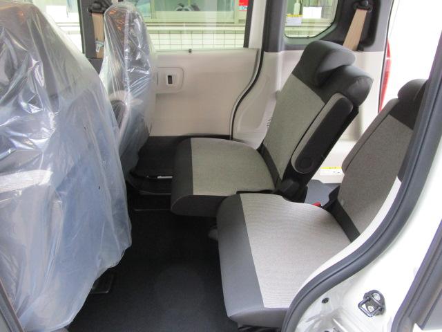 N-BOX ベースグレード 4WD メーカーオプション右(両側)電動スライドドア/後席用シートバックテーブル/後席用アームレスト/オートリトラミラー オプション色 衝突軽減ブレーキ メーカー保証継承渡し 届出済未使用車(28枚目)