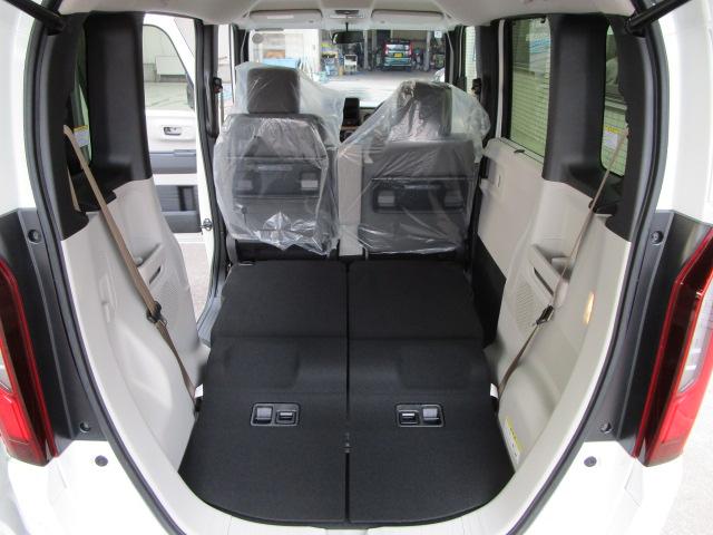 N-BOX ベースグレード 4WD メーカーオプション右(両側)電動スライドドア/後席用シートバックテーブル/後席用アームレスト/オートリトラミラー オプション色 衝突軽減ブレーキ メーカー保証継承渡し 届出済未使用車(35枚目)
