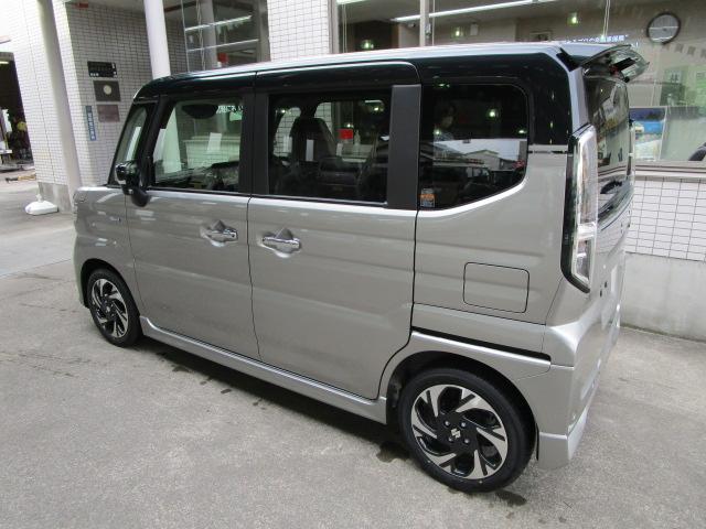 スペーシアカスタム ハイブリッドXSターボ 9インチ全方位モニター付ナビ/全車速追従機能付アダプティブクルーズ/ステアリングヒーター/両側パワースライドドア/衝突軽減ブレーキ メーカー保証継承渡し 届出済未使用車(5枚目)