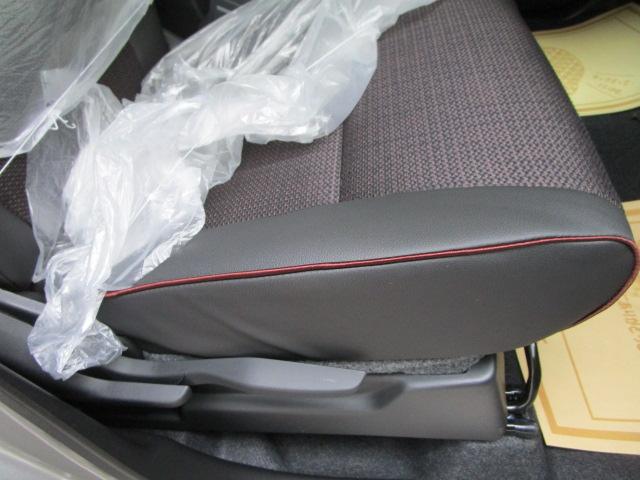 スペーシアカスタム ハイブリッドXSターボ 9インチ全方位モニター付ナビ/全車速追従機能付アダプティブクルーズ/ステアリングヒーター/両側パワースライドドア/衝突軽減ブレーキ メーカー保証継承渡し 届出済未使用車(26枚目)