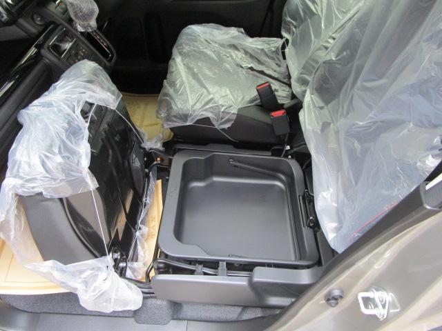 スペーシアカスタム ハイブリッドXSターボ 9インチ全方位モニター付ナビ/全車速追従機能付アダプティブクルーズ/ステアリングヒーター/両側パワースライドドア/衝突軽減ブレーキ メーカー保証継承渡し 届出済未使用車(30枚目)