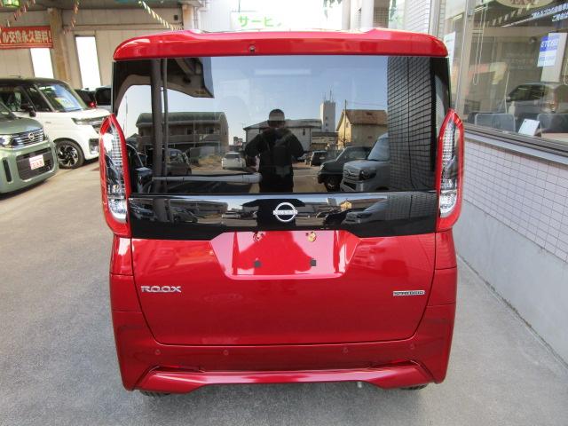 ルークス Ｘ　純正オプション９型ナビ・ＴＶ／右電動付両側電動スライドドア／ドラレコ／快適パック・シーリングファン・シートバックテーブル・後席用ロールシェイド　アラウンドビューモニター　メーカー保証継承（7枚目）