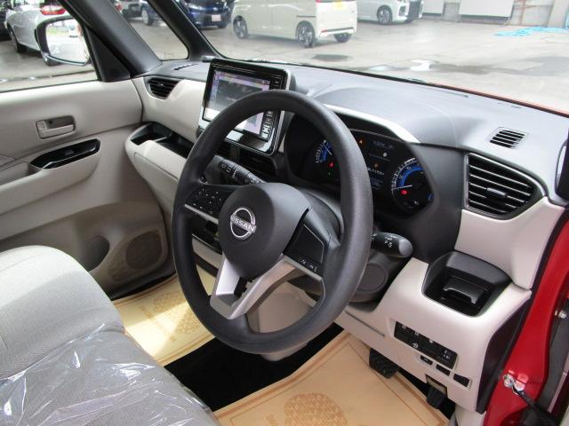 ルークス Ｘ　純正オプション９型ナビ・ＴＶ／右電動付両側電動スライドドア／ドラレコ／快適パック・シーリングファン・シートバックテーブル・後席用ロールシェイド　アラウンドビューモニター　メーカー保証継承（13枚目）