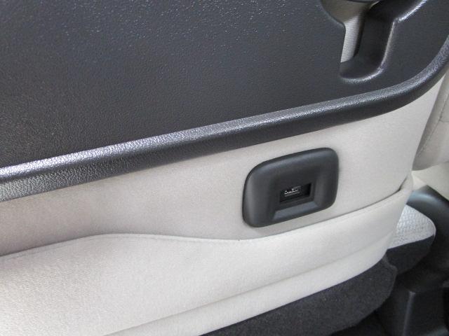 ルークス Ｘ　純正オプション９型ナビ・ＴＶ／右電動付両側電動スライドドア／ドラレコ／快適パック・シーリングファン・シートバックテーブル・後席用ロールシェイド　アラウンドビューモニター　メーカー保証継承（25枚目）