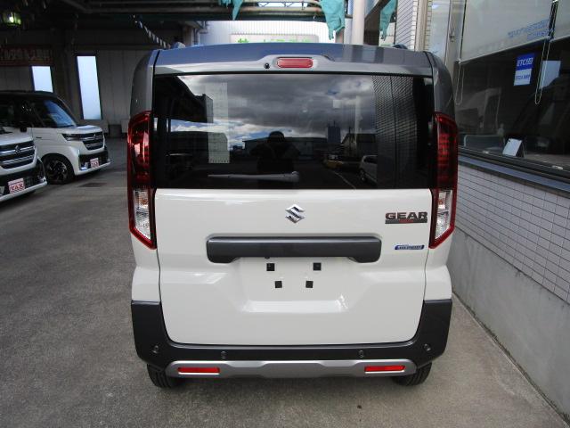 スペーシアギア ハイブリッドＸＺ　ターボ　４ＷＤ　９インチ全方位モニター付ナビ／全車速追従機能付アダプティブクルーズ／ステアリングヒーター／両側パワースライドドア／衝突軽減ブレーキ　２トーン色　メーカー保証継承渡し　届出済未使用車（7枚目）