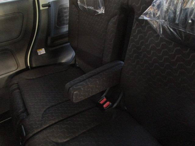 スペーシアギア ハイブリッドＸＺ　ターボ　４ＷＤ　９インチ全方位モニター付ナビ／全車速追従機能付アダプティブクルーズ／ステアリングヒーター／両側パワースライドドア／衝突軽減ブレーキ　２トーン色　メーカー保証継承渡し　届出済未使用車（37枚目）