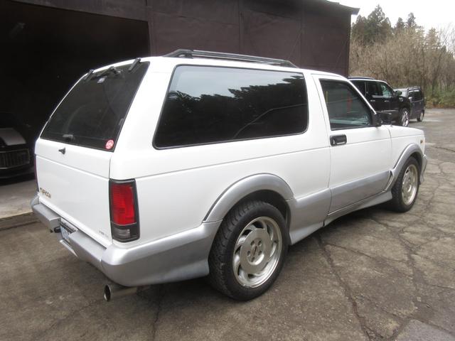 Gmc Gmc Typhoon Other 1992 White Silver 000 Km Details Japanese Used Cars Goo Net Exchange