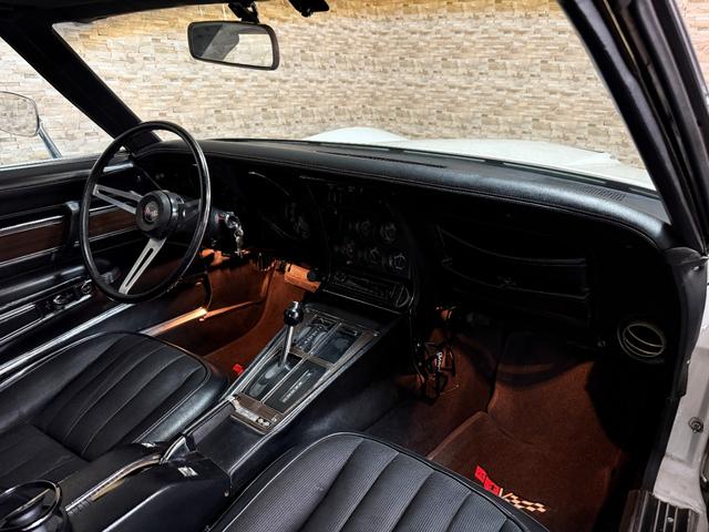 シボレーコルベット スティングレー　４５４ビッグブロックエンジン　エアコン　パワステ（12枚目）