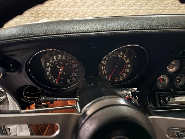 シボレーコルベット スティングレー　４５４ビッグブロックエンジン　エアコン　パワステ（16枚目）