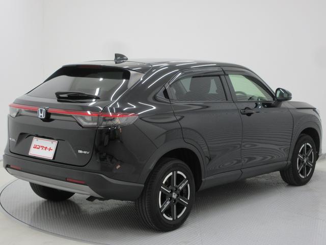 ヴェゼル ｅ：ＨＥＶ　Ｘ　４ＷＤ　ホンダセンシング　ホンダコネクトディスプレー　フルセグＴＶ　ブルートゥース　バックカメラ　ＥＴＣ２．０　純正ドライブレコーダー　ワイヤレス充電　左右シートヒーター　パドルシフト　デアイサー（8枚目）