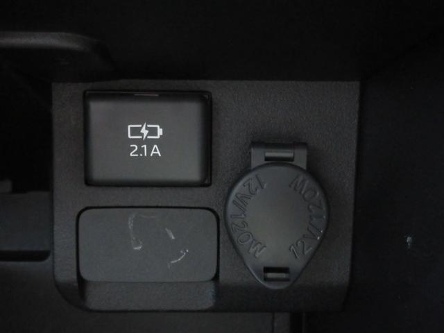 プロボックス ＤＸコンフォート　トヨタセーフティセンス　ナビ　ＵＳＢ端子　ＡＵＸ端子　ＥＴＣ　エアコン　運転席パワーウインドウ　車線逸脱警報　オートライト　オートハイビーム　左右エアバック　横滑り防止装置　サイドバイザー　キーレス（16枚目）