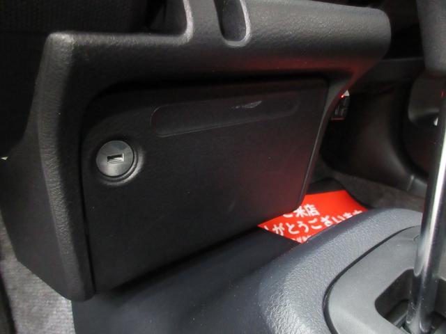 プロボックス ＤＸコンフォート　トヨタセーフティセンス　ナビ　ＵＳＢ端子　ＡＵＸ端子　ＥＴＣ　エアコン　運転席パワーウインドウ　車線逸脱警報　オートライト　オートハイビーム　左右エアバック　横滑り防止装置　サイドバイザー　キーレス（17枚目）