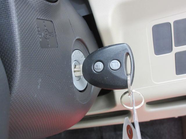 ステラ L 4WD 純正オーディオ エアコン パワーウィンドウ セキュリティアラーム サイドバイザー ベンチシート シートリフター アイドリングストップ 電動格納ミラー キーレス(16枚目)