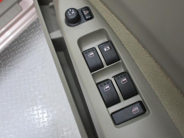 ステラ L 4WD 純正オーディオ エアコン パワーウィンドウ セキュリティアラーム サイドバイザー ベンチシート シートリフター アイドリングストップ 電動格納ミラー キーレス(18枚目)