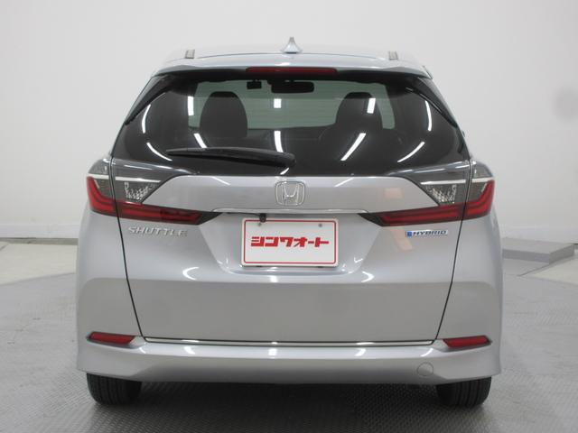 シャトル ハイブリッド ホンダセンシング ホンダセンシング 車線逸脱警報 社外ナビ ブルートゥース AUX端子 バックカメラ ETC ドライブレコーダー クルーズコントロール チップアップシート オートライト オートエアコン プッシュスタート(3枚目)