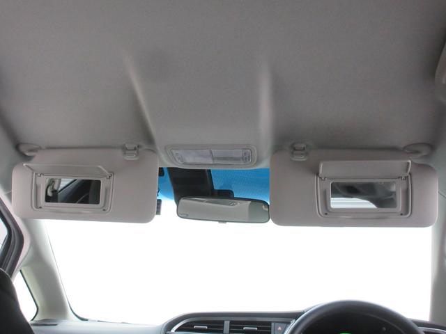 シャトル ハイブリッド ホンダセンシング ホンダセンシング 車線逸脱警報 社外ナビ ブルートゥース AUX端子 バックカメラ ETC ドライブレコーダー クルーズコントロール チップアップシート オートライト オートエアコン プッシュスタート(26枚目)