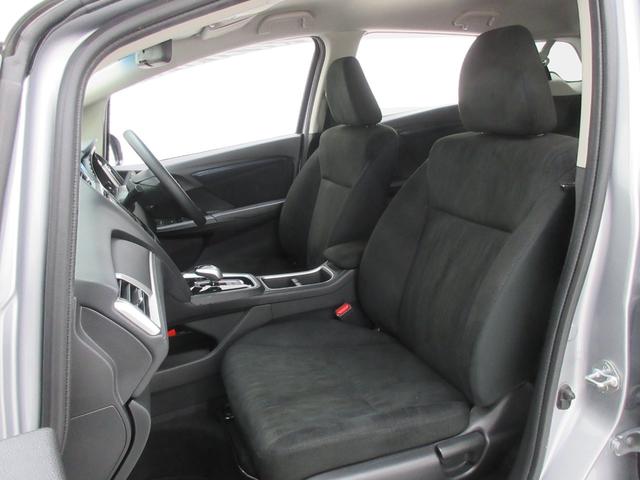 シャトル ハイブリッド ホンダセンシング ホンダセンシング 車線逸脱警報 社外ナビ ブルートゥース AUX端子 バックカメラ ETC ドライブレコーダー クルーズコントロール チップアップシート オートライト オートエアコン プッシュスタート(31枚目)