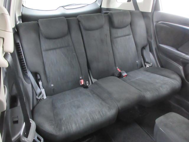 シャトル ハイブリッド ホンダセンシング ホンダセンシング 車線逸脱警報 社外ナビ ブルートゥース AUX端子 バックカメラ ETC ドライブレコーダー クルーズコントロール チップアップシート オートライト オートエアコン プッシュスタート(32枚目)