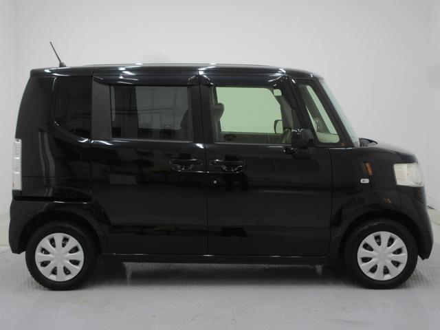 N-BOX C 4WD 両側スライドドア 左右シートヒーター 社外オーディオ CD ブルートゥース AUX端子 USB端子 ベンチシート チップアップシート オートエアコン サイドバイザー プッシュスタート(4枚目)