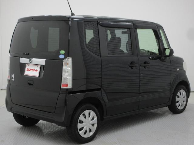 N-BOX C 4WD 両側スライドドア 左右シートヒーター 社外オーディオ CD ブルートゥース AUX端子 USB端子 ベンチシート チップアップシート オートエアコン サイドバイザー プッシュスタート(8枚目)