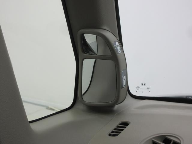 N-BOX C 4WD 両側スライドドア 左右シートヒーター 社外オーディオ CD ブルートゥース AUX端子 USB端子 ベンチシート チップアップシート オートエアコン サイドバイザー プッシュスタート(21枚目)