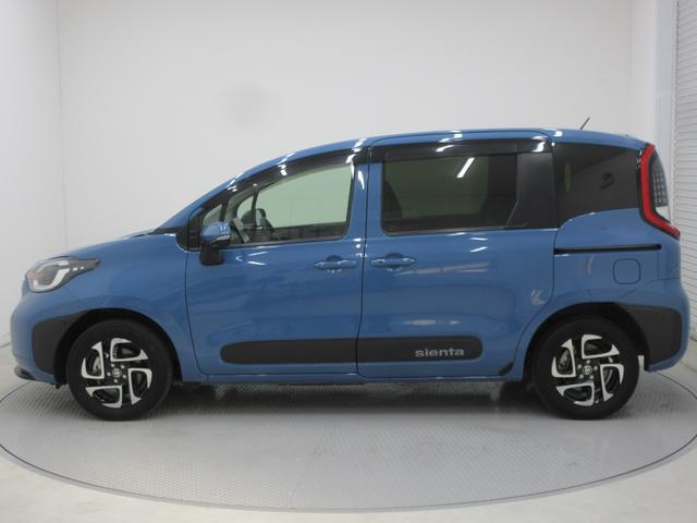 シエンタ ハイブリッドＺ　４ＷＤ　アドバンストパーク　リモコンエンジンスターター　１５インチアルミ　天井サーキュレーター　１０．５インチディスプレイオーディオ　全周囲カメラ　フルセグＴＶ　ＥＴＣ２．０　前後ドラレコ　５人乗り（5枚目）
