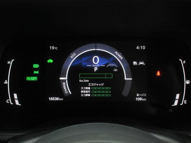 シエンタ ハイブリッドＺ　４ＷＤ　アドバンストパーク　リモコンエンジンスターター　１５インチアルミ　天井サーキュレーター　１０．５インチディスプレイオーディオ　全周囲カメラ　フルセグＴＶ　ＥＴＣ２．０　前後ドラレコ　５人乗り（14枚目）