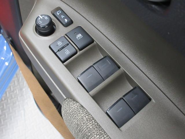 シエンタ ハイブリッドＺ　４ＷＤ　アドバンストパーク　リモコンエンジンスターター　１５インチアルミ　天井サーキュレーター　１０．５インチディスプレイオーディオ　全周囲カメラ　フルセグＴＶ　ＥＴＣ２．０　前後ドラレコ　５人乗り（29枚目）