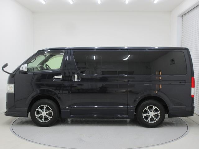 ハイエースバン スーパーＧＬ　ダークプライムＩＩ　モデリスタエアロ　４ＷＤ　トヨタセーフティセンス　純正ナビ　ＴＶ　ブルートゥース　バックカメラ　ＥＴＣ　１００Ｖ電源　リアクーラー　リアヒーター　純正１５インチアルミホイール　ＬＥＤヘッドライト（5枚目）